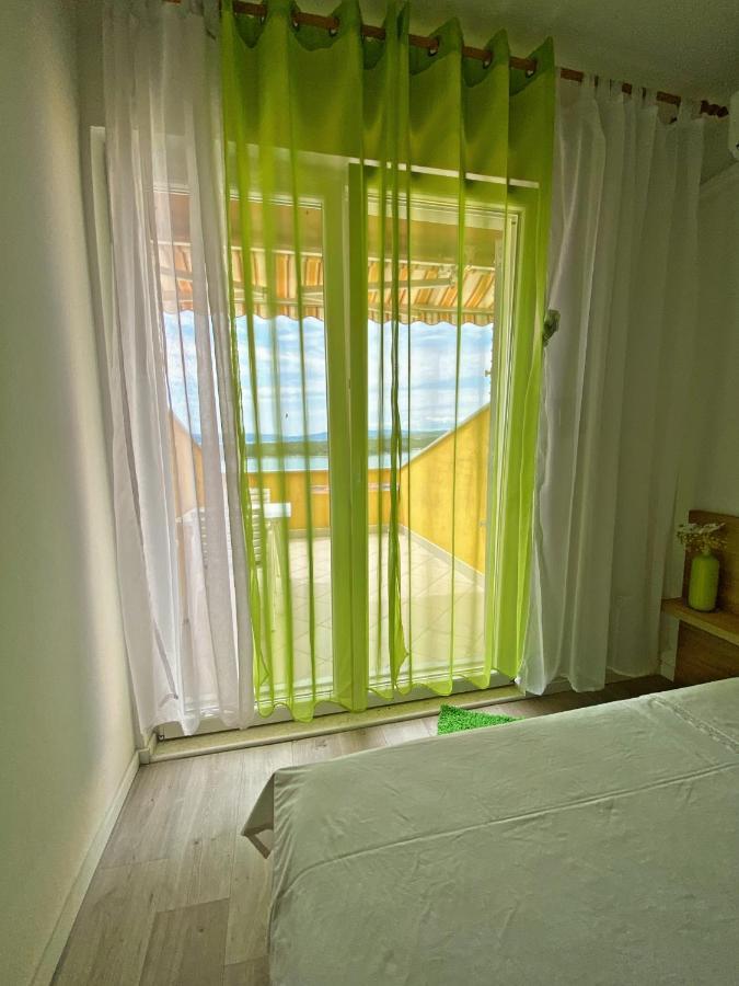 The Manzoni Family 2 Hotel Punat Ngoại thất bức ảnh